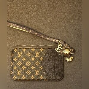 Vivienne Doll Brown Mono Card Holder Wristlet